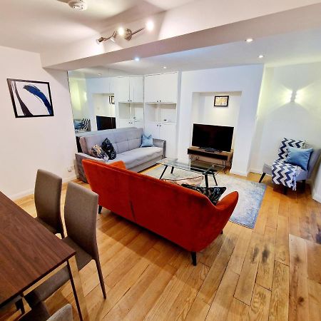 Beautiful Hyde Park Flat By Lancaster Gate Station With Private Back Patio Lägenhet London Exteriör bild
